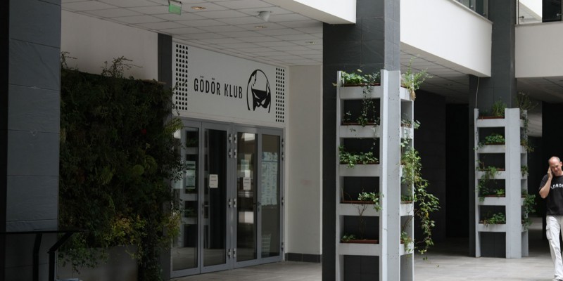 Gödör Klub - Király utca 8-10. Centrál Passage