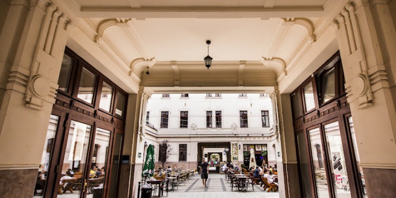 Gozsdu udvar forrás: mylittlehungary.com