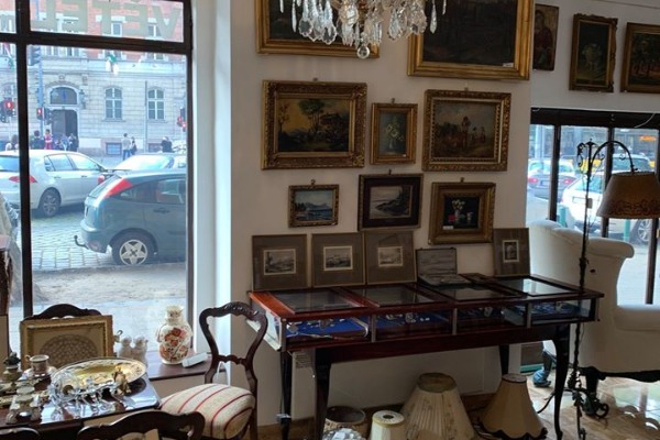 Fári Antikvitás & Art Galéria