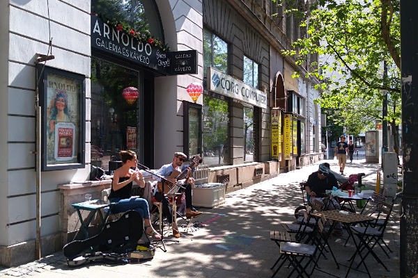 Gross Arnold Workroom and Cafe