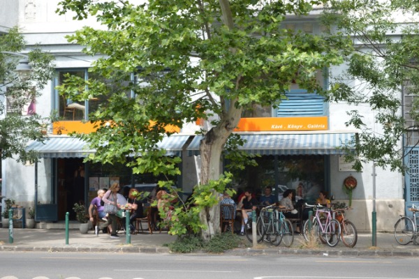 Kelet Cafe and Gallery